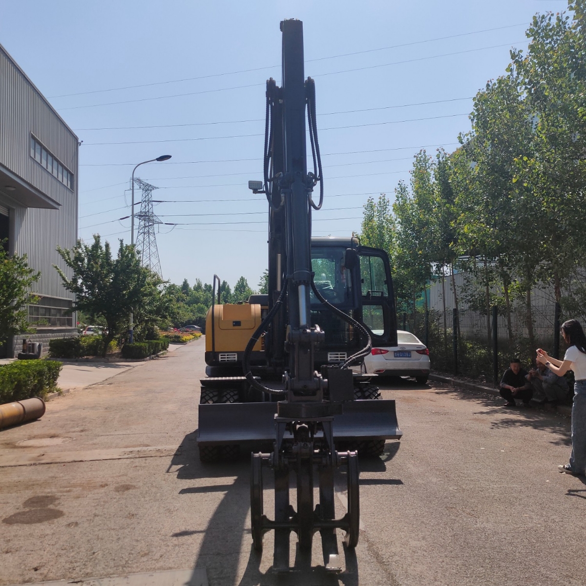 抓木機（工程黃）